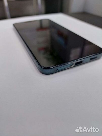 Samsung galaxy S22 plus 256