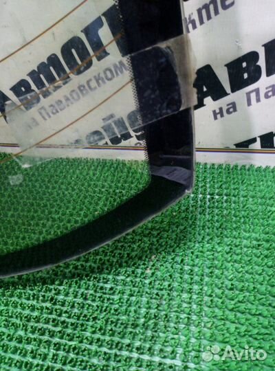 Стекло кузова заднее Toyota Camry SV40 4S-FE