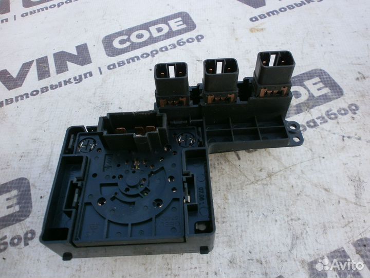 Включатель кондиционера и аварийки Джили мк кросс