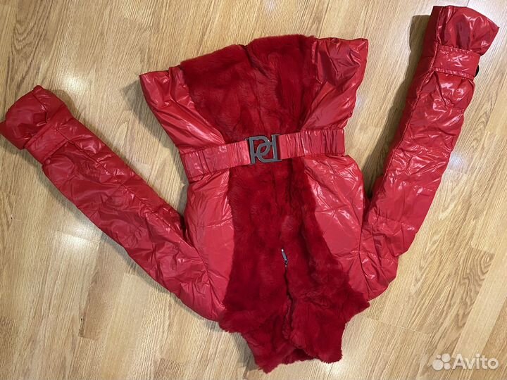 Женкая куртка пуховик