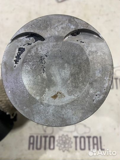 Поршень с шатуном Audi Q5 8R CDN 2011