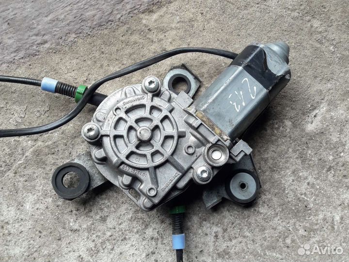 Стеклоподъёмник Audi A8 D2