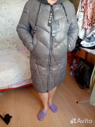 Пуховик женский р.54-56