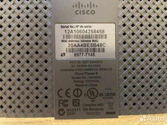 Wifi роутер Cisco и репитер (усилитель сигнала)