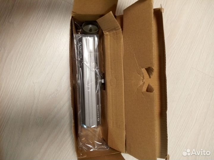 Доводчик дверной