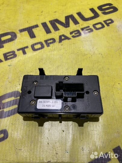 Блок управления стеклоподъемниками Ford Mondeo 3