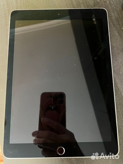 Продам iPad Pro 9.7 Wi-Fi + Cellular (нет питания)