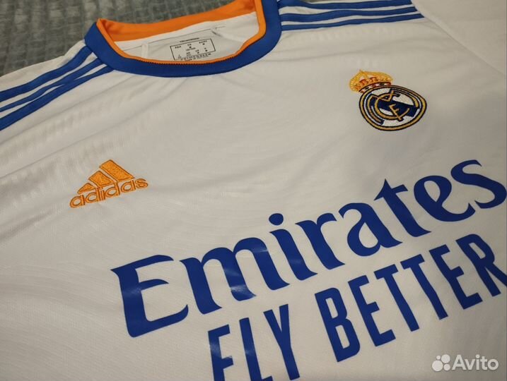 Футбольная форма Real Madrid сезон 21-22