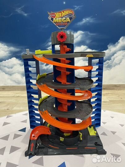 Hot Wheels Мега Гараж