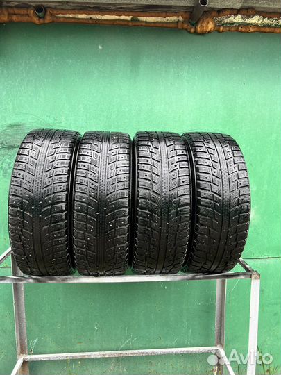 Kumho I'Zen KW22 195/55 R16 91T