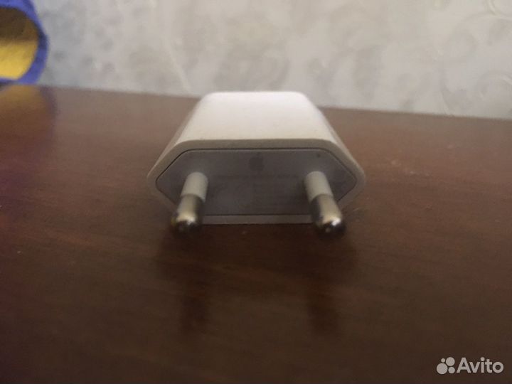 Блок питания iPhone