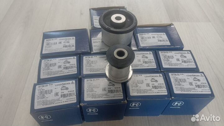 Комплект Сайлентблоков рычага audi Q7 Touareg