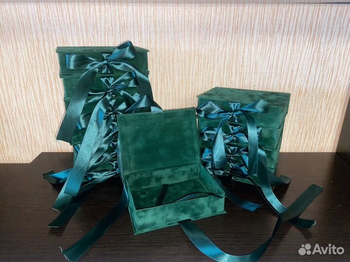 Коробка для пригласительных