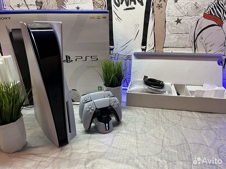 Sony PlayStation 5 с дисководом + 650 игрушек