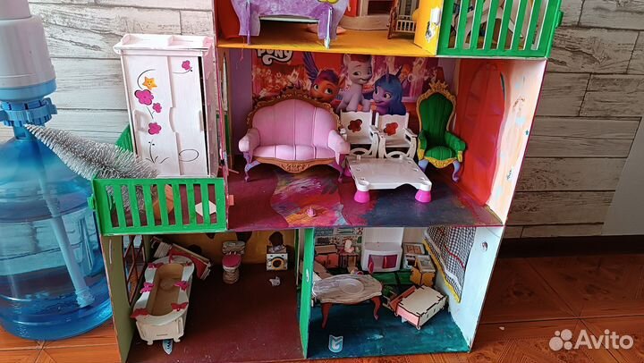 Домик кукольный