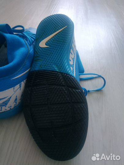 Футбольные бутсы для мальчика