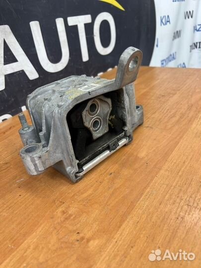 Подушка АКПП левая Kia K5 DL3 G4KN 2019-2023