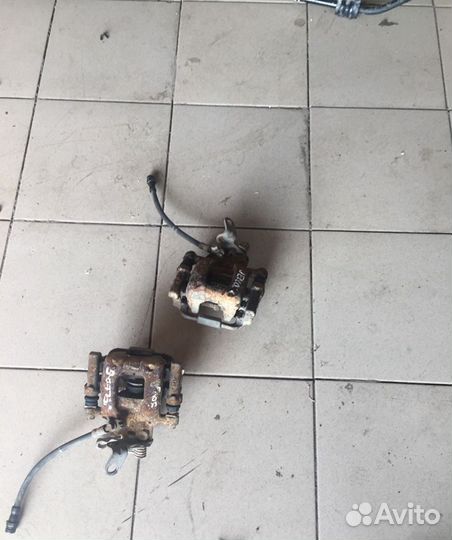 VW Volkswagen Jetta 6 суппорт задний