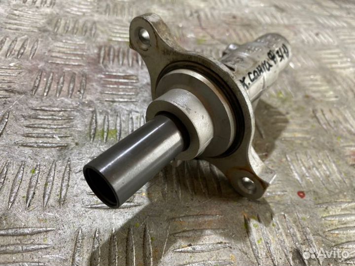 Главный тормозной цилиндр Hyundai Santa Fe DM G4KE