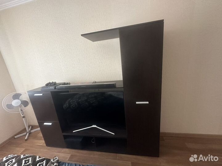 Тумба под телевизор