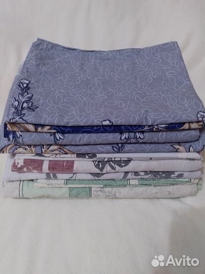Постельное белье,3 комплекта,цена за всё