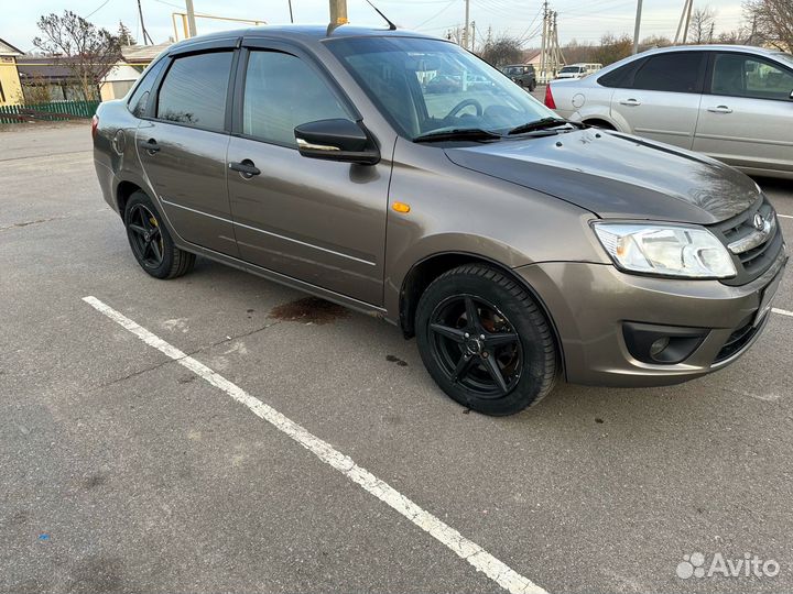 LADA Granta 1.6 МТ, 2017, 180 000 км