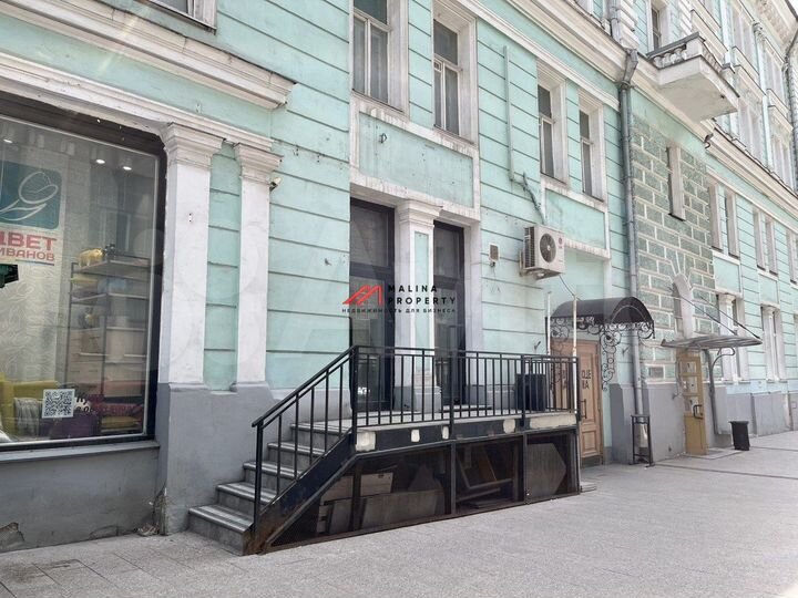 Продам торговое помещение, 320 м²