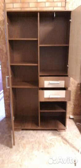 Шкаф