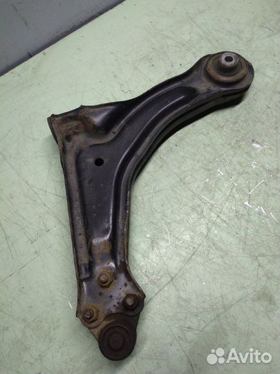 Рычаг подвески передний Mercedes Vito W638 OM601