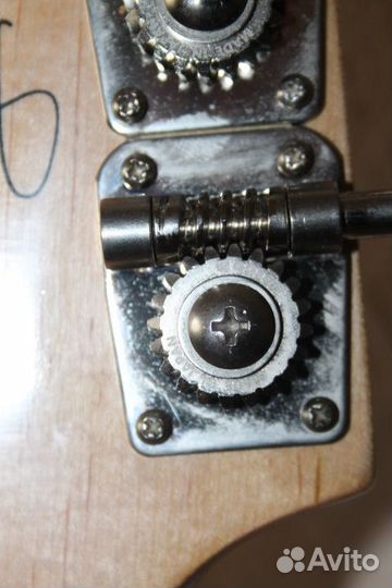 Бас гитара fender jazz bass