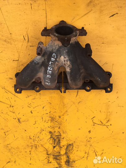 Коллектор выпускной Dodge Caliber 1.8