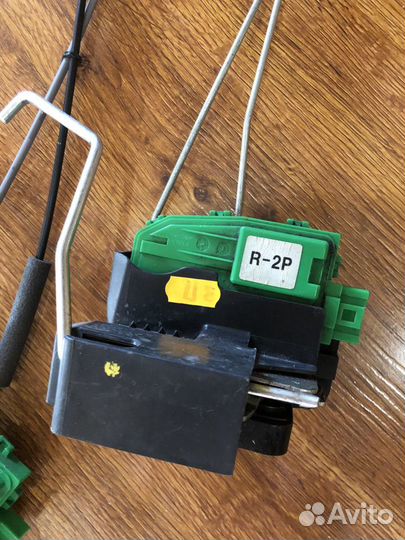 Замки дверей Hyundai Solaris