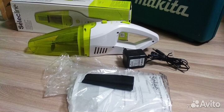 Автомобильный пылесос