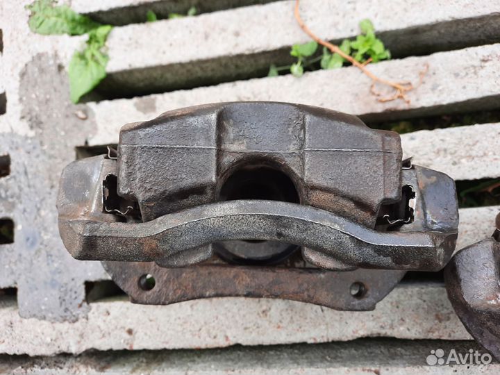 Суппорта передние Chevrolet Cruze, Opel Astra J