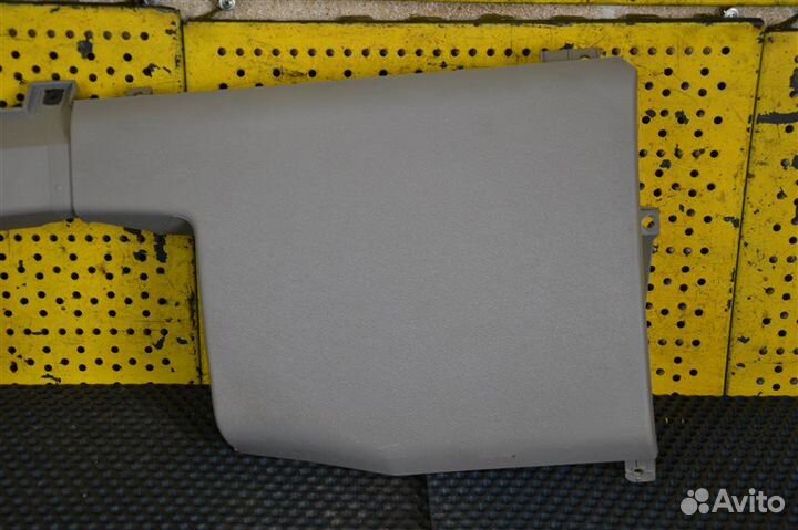 Накладка (кузов внутри) передняя левая Vw