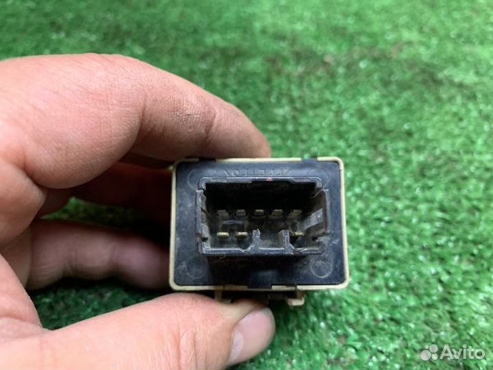 Реле поворота