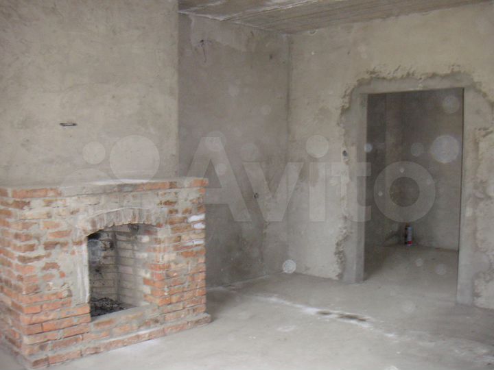 Дом 360 м² на участке 4 сот.