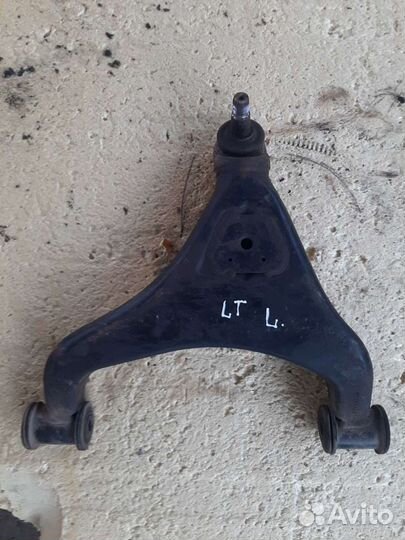 Фольксваген LT рычаг передний