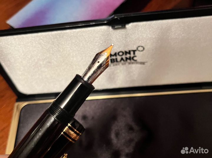Montblanc перьевая ручка