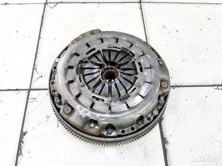 Маховик МКПП W638 V-class Vito 611.980