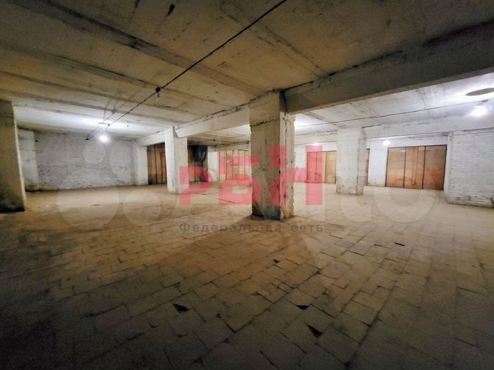 Неотапливаемый склад 1500 кв.м с пандусом