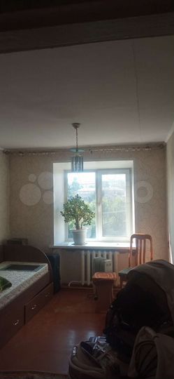 2-к. квартира, 48 м², 3/3 эт.