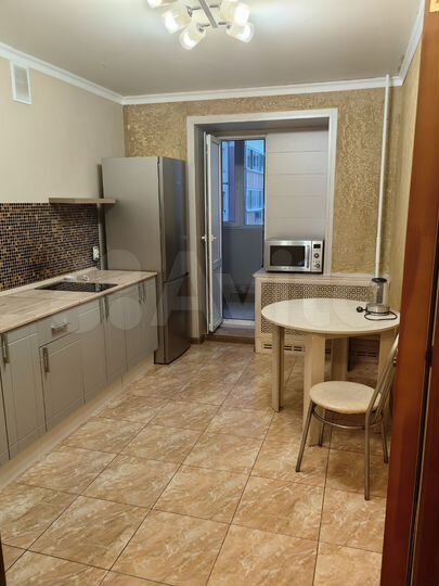 2-к. квартира, 49 м², 5/10 эт.