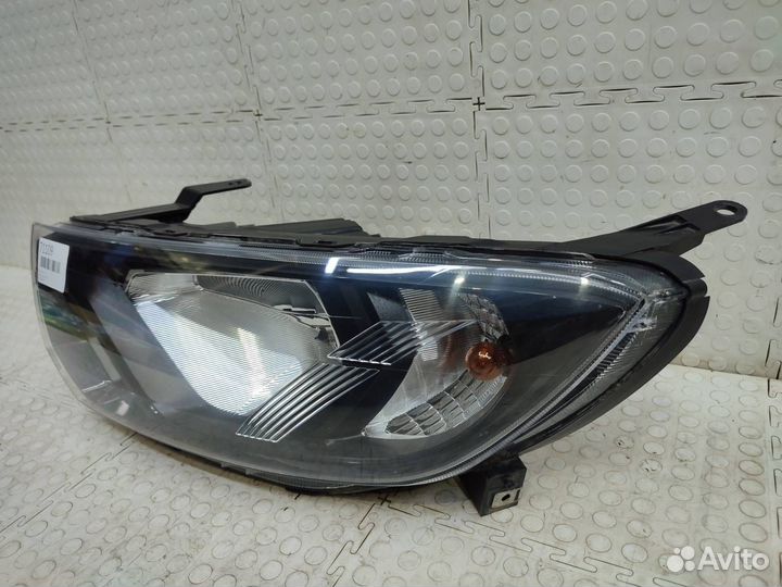 Фара левая Лада Гранта 2018