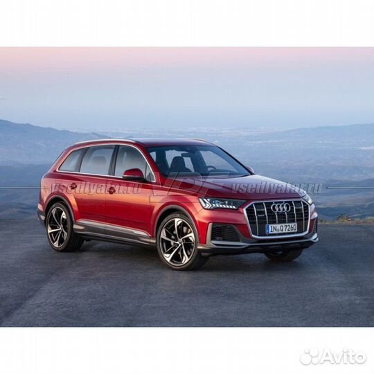 Плёнка для оклейки фар на автомобиле audi Q7 (2020