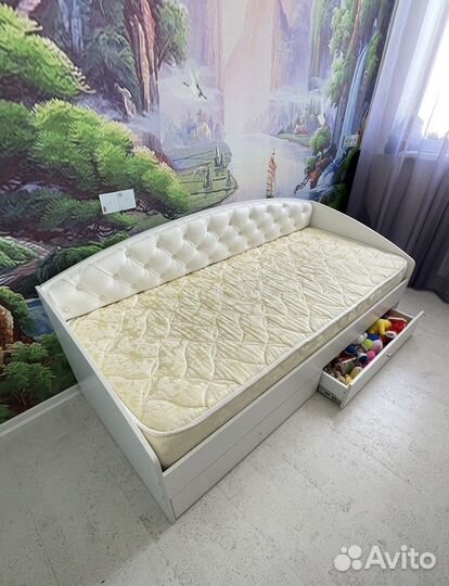 Кровать тахта софа с ортопедическим матрасом