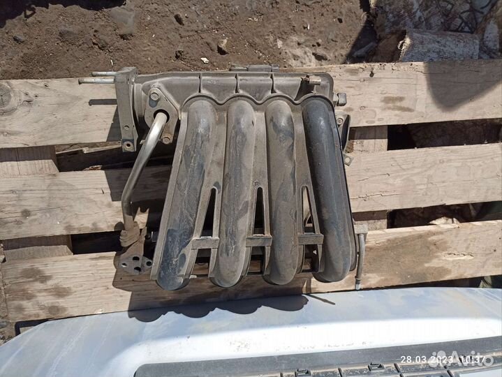 Коллектор впускной Daewoo Matiz 1.0