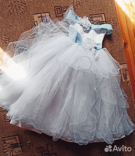 Продам платье детское бальное