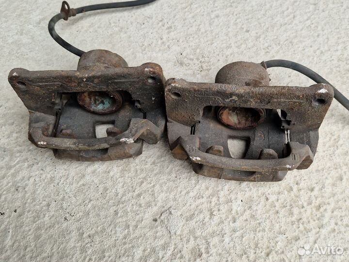 Передние суппорта лексус RX300 1997-2003