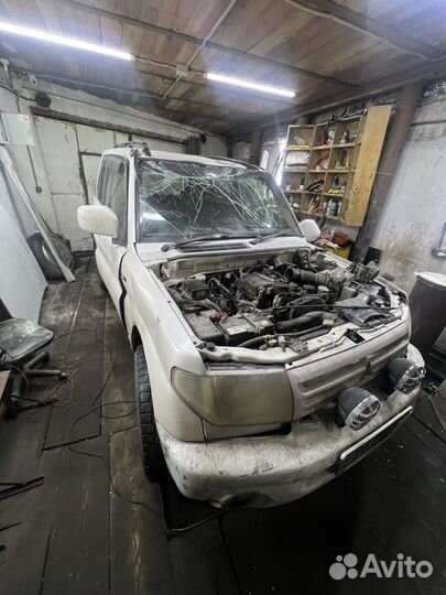 Mitsubishi pajero io H76W в разбор